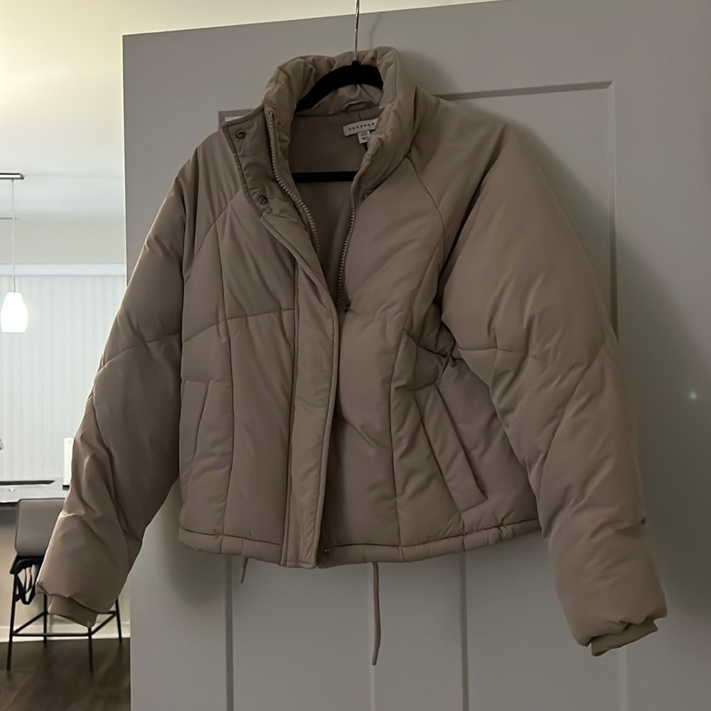 Topshop Cropped Puffer Jacket - Size 6
